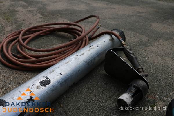 Dakdekker gasbrander en gereedschap voor spoedklus in Oudenbosch Dakdekker gasbrander en gereedschap voor spoedklus in Oudenbosch