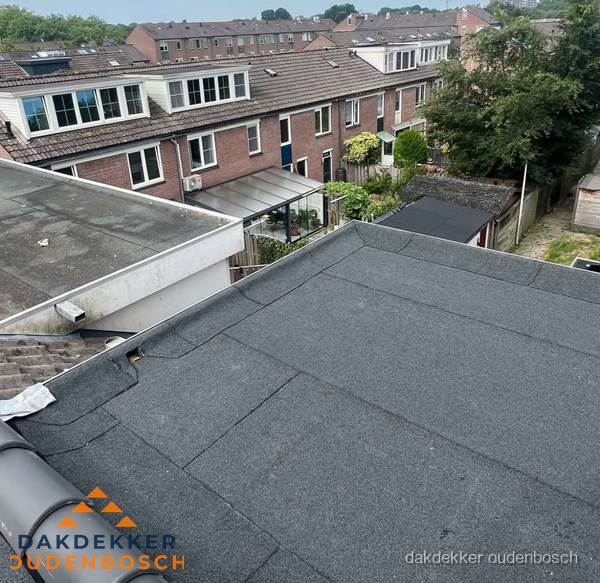 Dakinspectie plat dak aanbouw in Oudenbosch Dakinspectie plat dak aanbouw in Oudenbosch